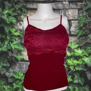 Red laced vintage tank❤️🌿